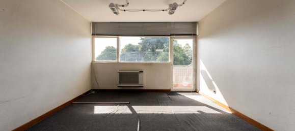 5 bedrooms Villa in Lisbon, Portugal No. 120164 20