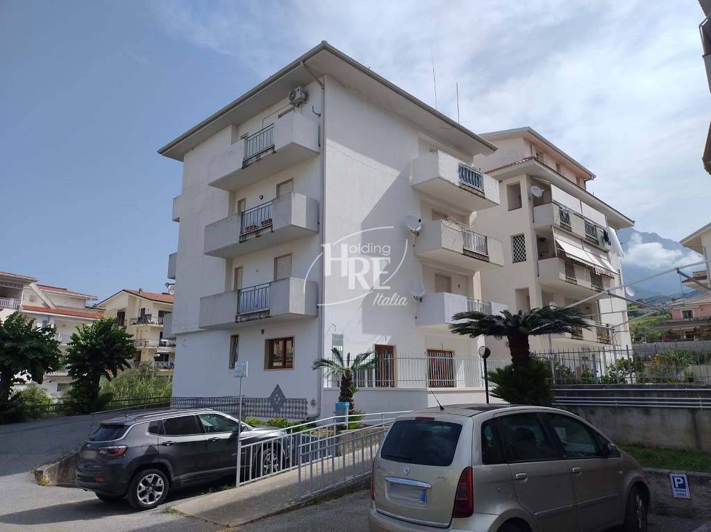 2 bedrooms Apartment in Belvedere Marittimo, Italy No. 80493