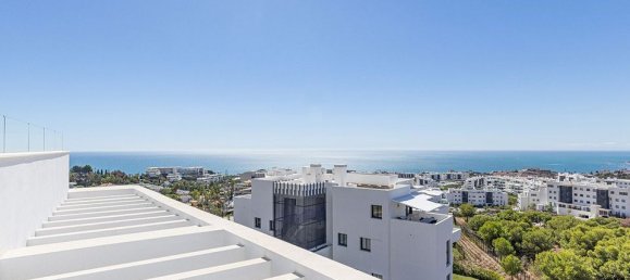3 bedrooms Penthouse in Fuengirola, Spain No. 179988 36