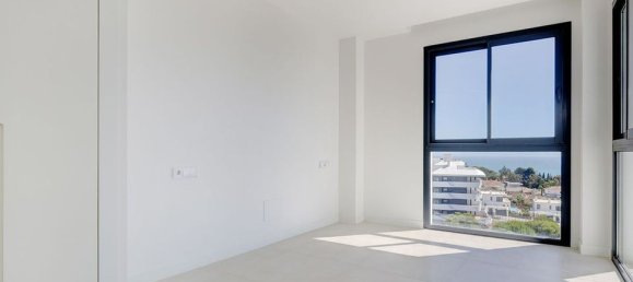 3 bedrooms Penthouse in Fuengirola, Spain No. 179988 14