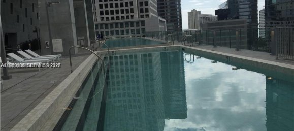 2 dormitorios propiedad comercial en venta en Miami, Miami-Dade, Florida, USA № 615375 5