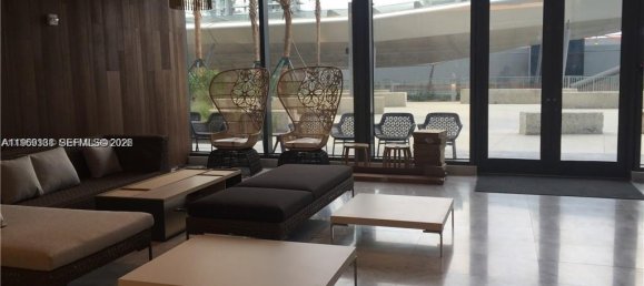 2 dormitorios propiedad comercial en venta en Miami, Miami-Dade, Florida, USA № 615375 11