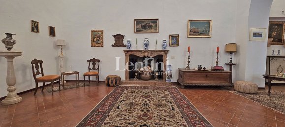 150m² Commercial property in Casale Monferrato, Italy No. 347732 7