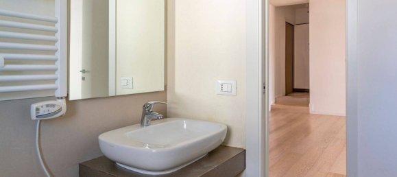 3 chambres Appartement à Treviso, Italy No. 209891 12