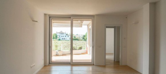 3 chambres Appartement à Treviso, Italy No. 209891 4