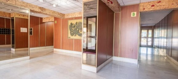 4-salle Appartement à Rome, Italy No. 89256 8