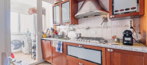 4-salle Appartement à Rome, Italy No. 89256 13