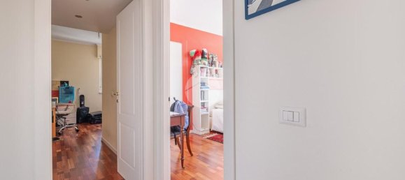 4-salle Appartement à Rome, Italy No. 89256 18