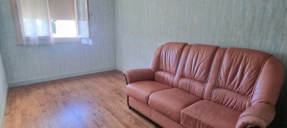 Дом с 5 спальнями в Ле Пюи-Нотр-Дам, Франция № 333042 4