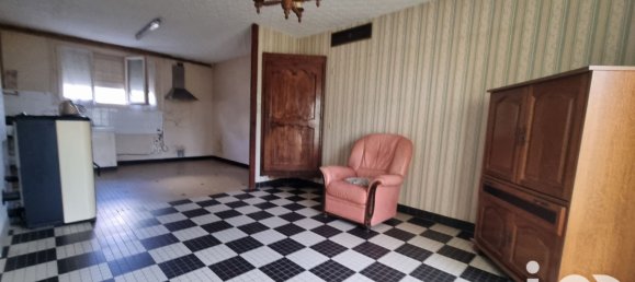 Дом с 5 спальнями в Ле Пюи-Нотр-Дам, Франция № 333042 2