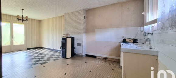 Дом с 5 спальнями в Ле Пюи-Нотр-Дам, Франция № 333042 3