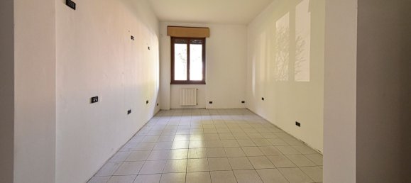 3-Zimmer Wohnung in Muggiò, Italy, Nr. 334548 6
