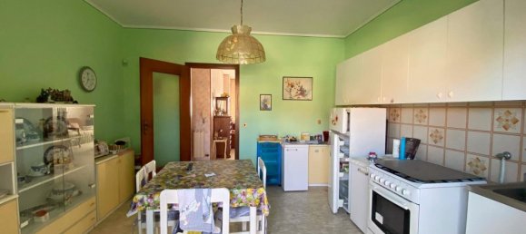 4-Zimmer Wohnung in Bra, Italy, Nr. 269876 11