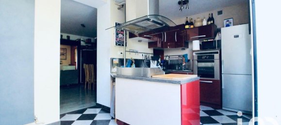 Adosado de 3 dormitorios en Reims, France No. 265878 7