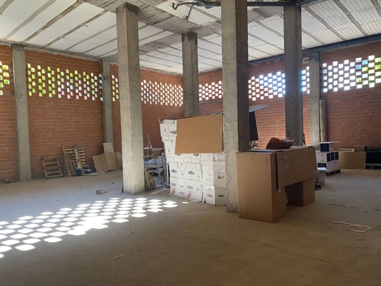 Gewerbliche Immobilie in Logrono, Spain 121m², Nr. 64689