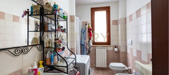 4 Schlafzimmer Wohnung in Roccastrada, Italy, Nr. 316836 3