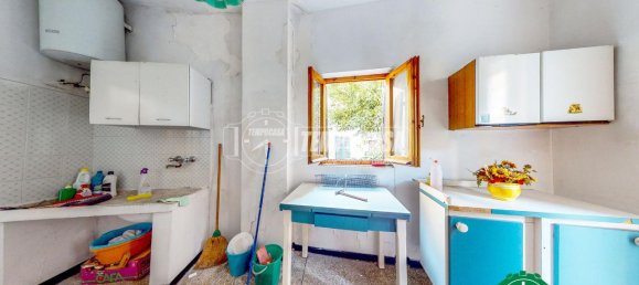 4 rooms House in San Cristoforo, Italy No. 128853 5