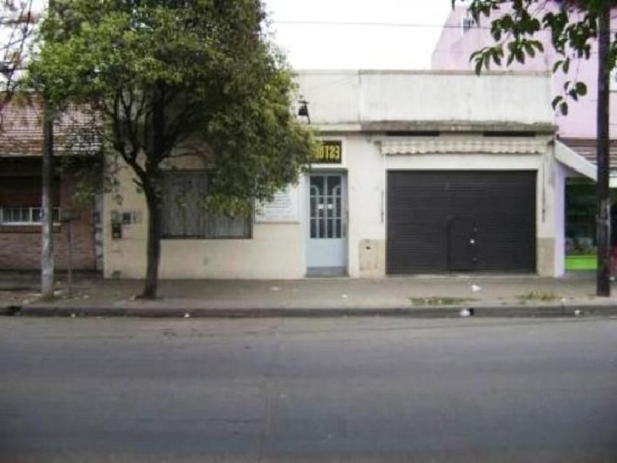 2 bedrooms House in General San Martin, Argentina No. 57184