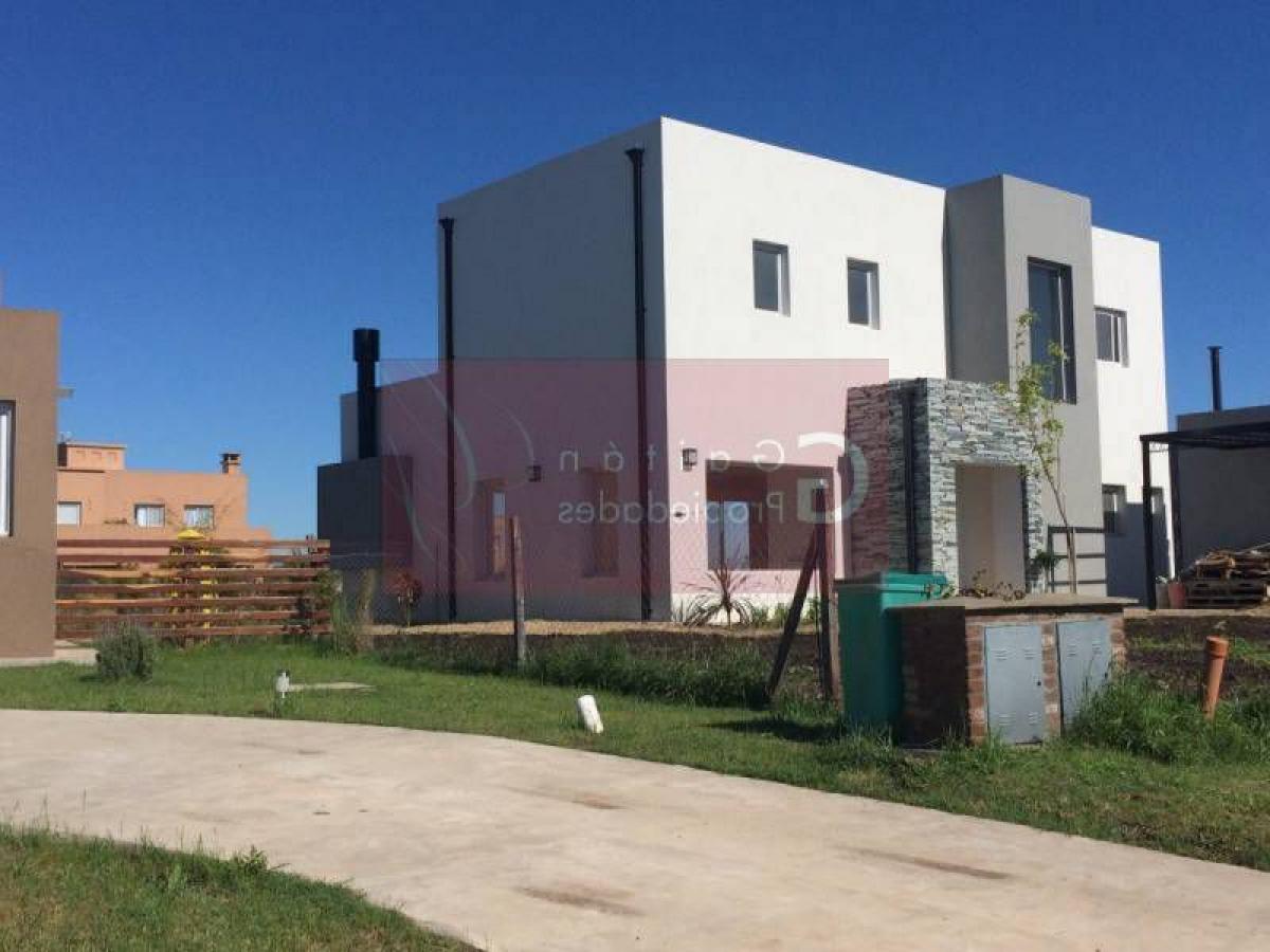 3 Schlafzimmer Haus in Tigre, Argentina, Nr. 85802