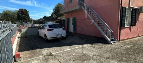 4 bedrooms House in Castelnuovo Magra, Italy No. 353110 15