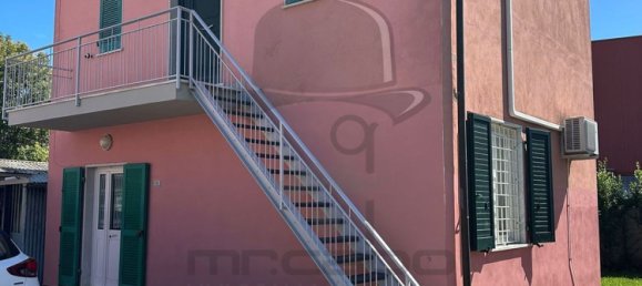 4 bedrooms House in Castelnuovo Magra, Italy No. 353110 3