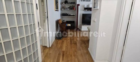 2 Schlafzimmer Wohnung in Milan, Italy, Nr. 259915 8