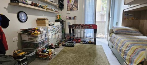 2 Schlafzimmer Wohnung in Milan, Italy, Nr. 259915 20