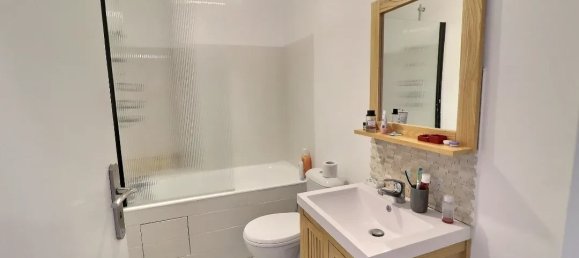 Estudio en Vannes, France No. 193636 8