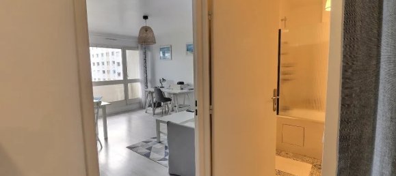 Estudio en Vannes, France No. 193636 6