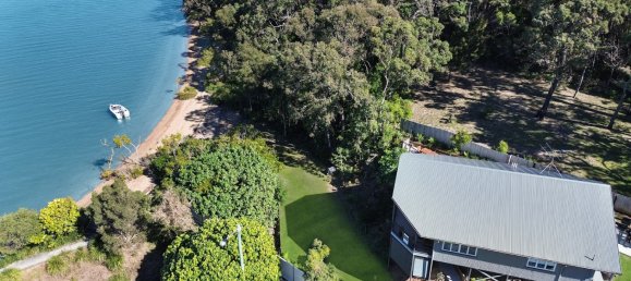 2 bedrooms House in Macleay Island, Australia No. 755 17