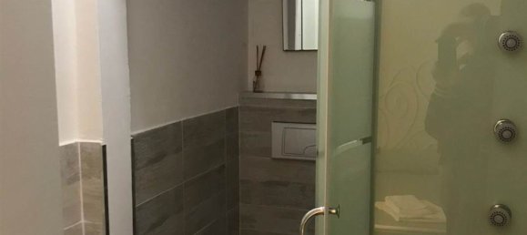 2 Schlafzimmer Wohnung in Florence, Italy, Nr. 378063 8