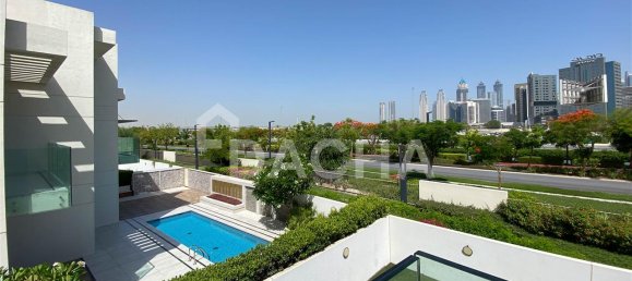 5 Schlafzimmer Villa in Dubai, UAE, Nr. 5580 3