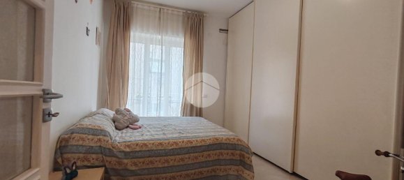 4 rooms Apartment in Naples, Italy No. 3533 12
