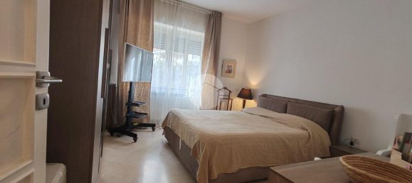 4 rooms Apartment in Naples, Italy No. 3533 25