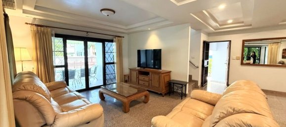 4 bedrooms House in Pattaya, Thailand No. 26716 11