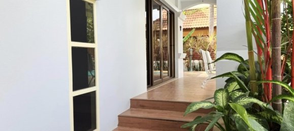 4 bedrooms House in Pattaya, Thailand No. 26716 5