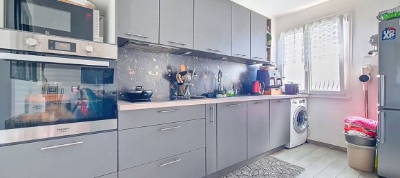 Casa de 3 dormitorios en Montsoult, France No. 111772 3