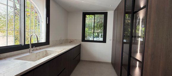 3 Schlafzimmer Wohnung in Estepona, Spain, Nr. 185509 3