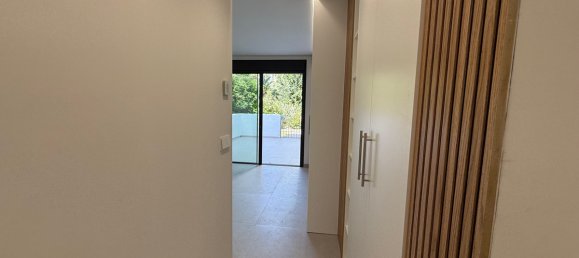 3 Schlafzimmer Wohnung in Estepona, Spain, Nr. 185509 8