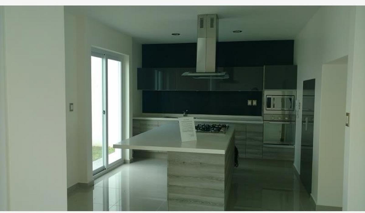 5 bedrooms House in Queretaro, Mexico No. 160370