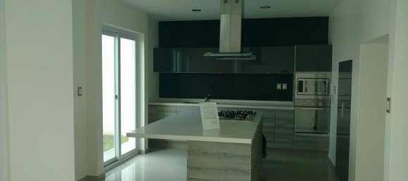 5 bedrooms House in Queretaro, Mexico No. 160370 2