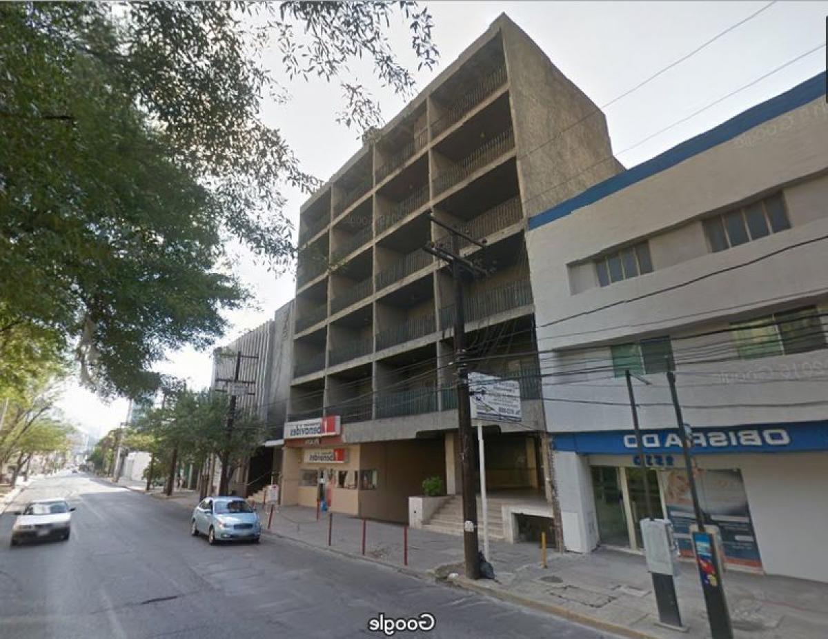 1000m² Building in Nuevo Leon, Mexico No. 200541