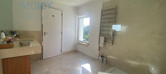 4 bedrooms House in Amadora, Portugal No. 102692 12