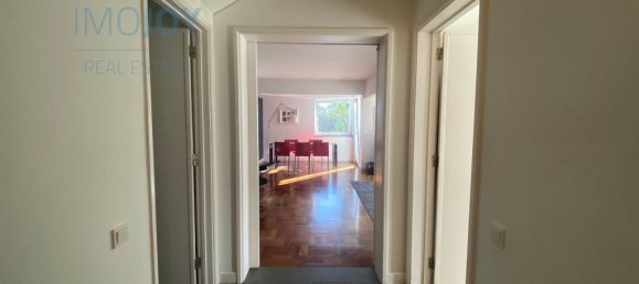 4 bedrooms House in Amadora, Portugal No. 102692 2