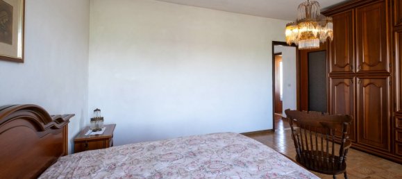 Дом с 3 спальнями в Кастильоне делле Стивьере, Италия № 151831 24