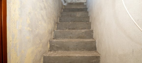 Дом с 3 спальнями в Кастильоне делле Стивьере, Италия № 151831 47