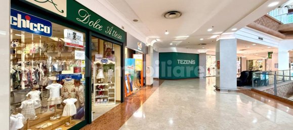 1-Zimmer Gewerbliche Immobilie in Rovato, Italy, Nr. 272749 2