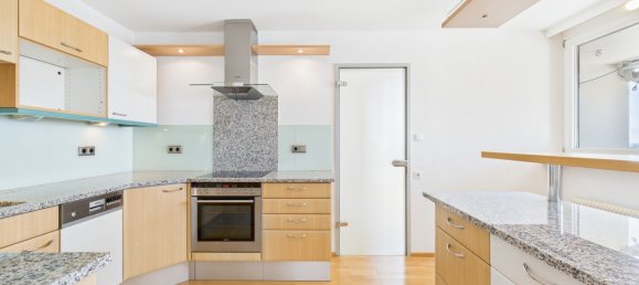 Квартира с 4 комнатами в Брегенц, Австрия № 148552 5