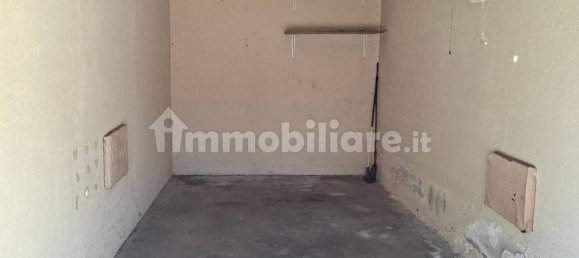  Garage in Castellanza, Italy No. 295825 3