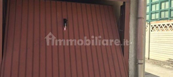  Garage in Castellanza, Italy No. 295825 2
